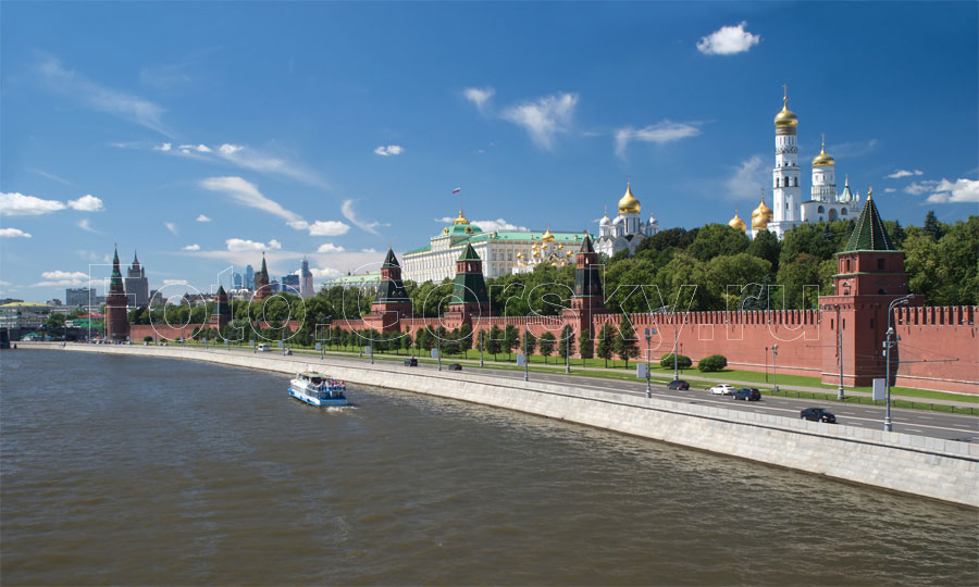 Москва-река, Кремль. Вид с Москворецкого моста
